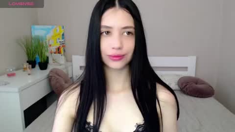 Snapshot of oliviarichi chatting on 06.17.26 oliviarichi online show from 06.17.26
