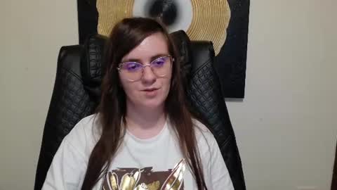 Snapshot of oliviasager chatting on 07.02.26 Mistress Olivia online show from 07.02.26