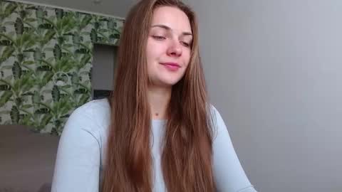 Olivia online show from 10.04.25