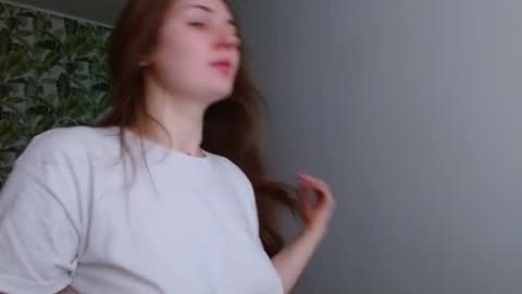 Olivia online show from 03.19.26