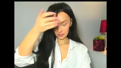 Snapshot of oliviawomen chatting on 02.03.26 OliviaWomen online show from 02.03.26