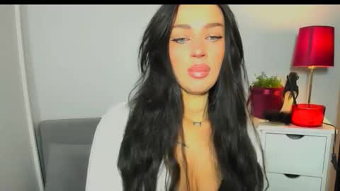 Snapshot of oliviawomen chatting on 02.09.26 OliviaWomen online show from 02.09.26