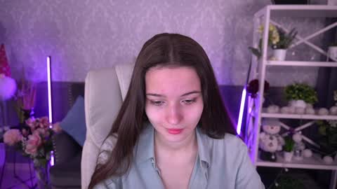 Snapshot of olivkablush chatting on 01.13.25 Olivia online show from 01.13.25