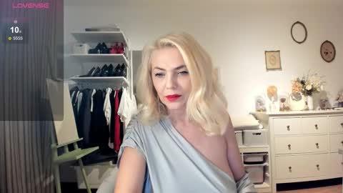 Snapshot of ollalla7 chatting on 09.09.25 ollalla7 online show from 09.09.25