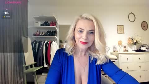 Snapshot of ollalla7 chatting on 09.13.25 ollalla7 online show from 09.13.25