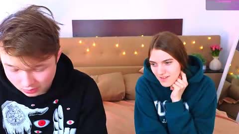 Olli and Stiw online show from 04.12.26