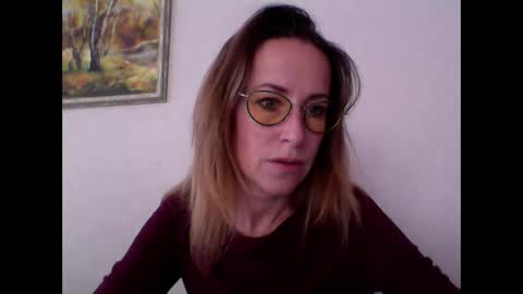 olyra11 online show from 03.10.26