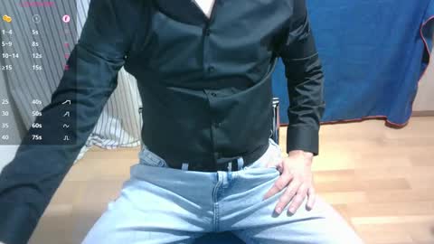 Snapshot of omar87ram chatting on 02.16.25 Omar online show from 02.16.25