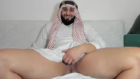 Snapshot of omar_xoxo chatting on 03.26.26 Omar online show from 03.26.26