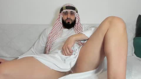 Snapshot of omar_xoxo chatting on 03.29.26 Omar online show from 03.29.26