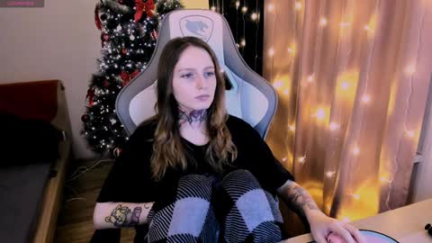 Snapshot of on_yxxx chatting on 01.24.25 on_yxxx online show from 01.24.25