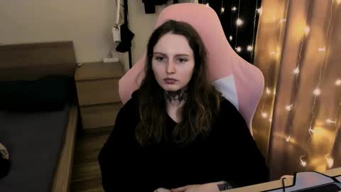 Snapshot of on_yxxx chatting on 09.29.25 on_yxxx online show from 09.29.25