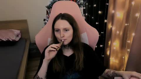 Snapshot of on_yxxx chatting on 11.30.25 on_yxxx online show from 11.30.25