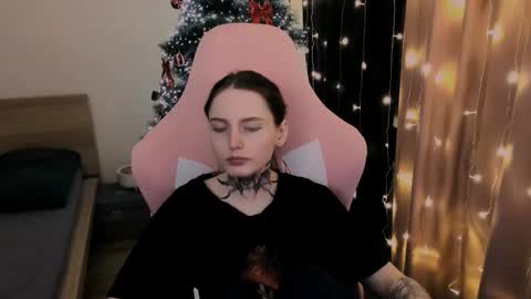 Snapshot of on_yxxx chatting on 12.03.25 on_yxxx online show from 12.03.25