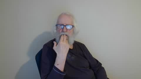 Somewhere over the rainbow online show from 03.10.25