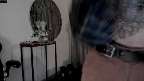     ... online show from 11.05.25