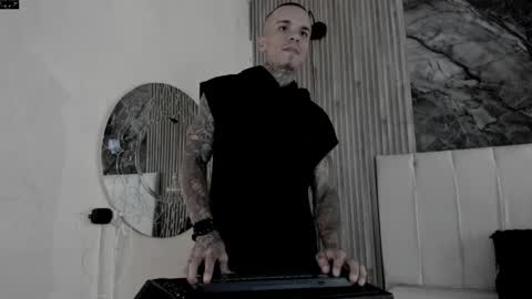     ... online show from 04.12.26