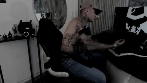 Snapshot of onceagain97_ chatting on 04.25.26 ... online show from 04.25.26