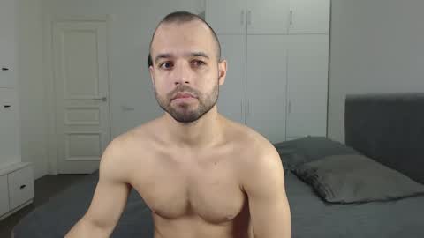 onebestlover online show from 02.21.25