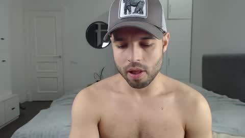 onebestlover online show from 03.05.25