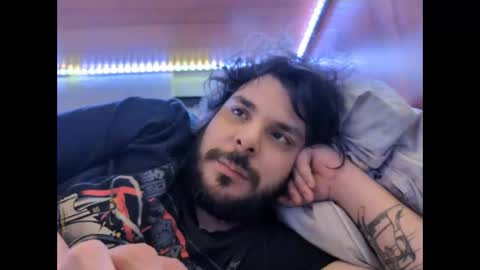 onecrew1 online show from 09.19.25