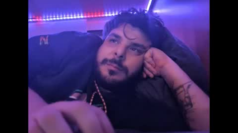 onecrew1 online show from 10.16.25