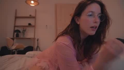 Ariel online show from 02.14.25