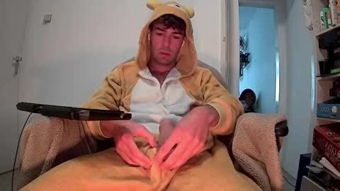 onesieboyx online show from 09.18.25