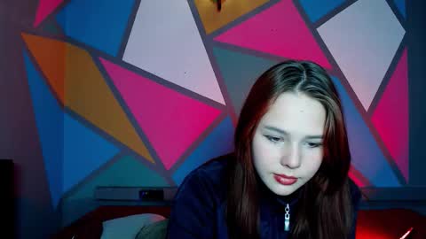 Snapshot of onessandra chatting on 11.19.25 onessandra online show from 11.19.25