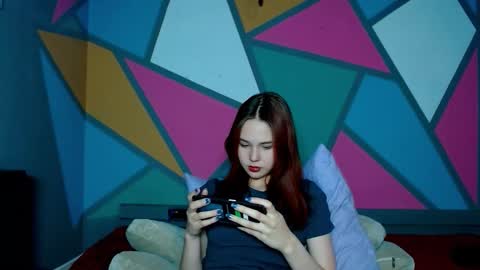 onessandra online show from 12.15.25