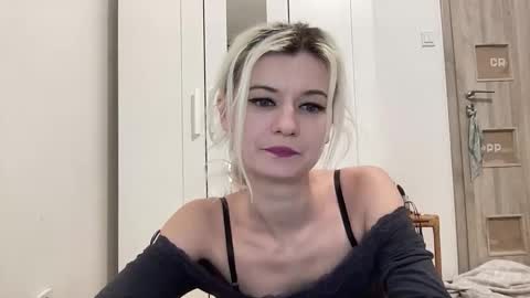 Snapshot of onika_cox chatting on 03.03.26 Onika online show from 03.03.26