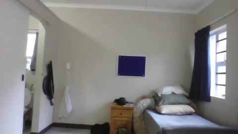 For me to know online show from 10.17.25