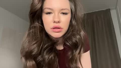 Alice De Milo online show from 03.02.26