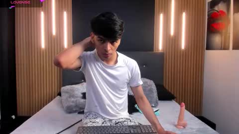 Snapshot of onlyjos_ chatting on 10.13.25 Josh - Schedule 1400 - 2200 online show from 10.13.25