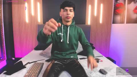 Josh -  Schedule 1400 - 2200 online show from 12.17.25