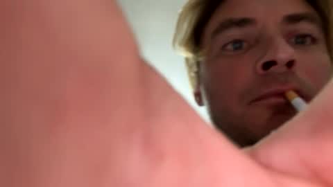 Snapshot of onlyloveyoutwice2016 chatting on 10.21.25 onlyloveyoutwice2016 online show from 10.21.25