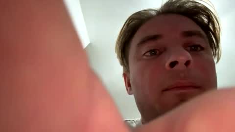 Snapshot of onlyloveyoutwice2016 chatting on 11.09.25 onlyloveyoutwice2016 online show from 11.09.25