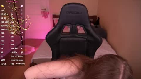 Snapshot of onlypenny chatting on 02.24.26 Peny online show from 02.24.26