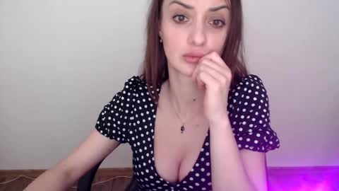 Snapshot of onlyvika chatting on 05.15.26 onlyvika online show from 05.15.26