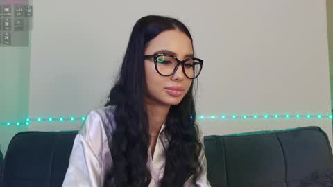 Xandra online show from 01.18.25