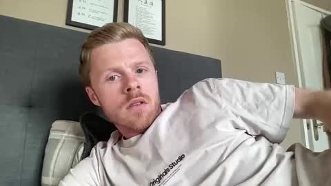onnmyownface online show from 06.08.26