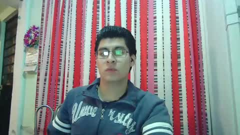 oomaurooo online show from 12.20.24