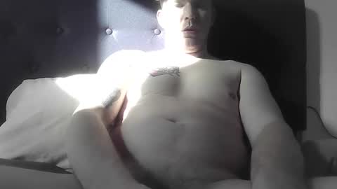 Snapshot of open_torequest chatting on 01.02.25 open_torequest online show from 01.02.25