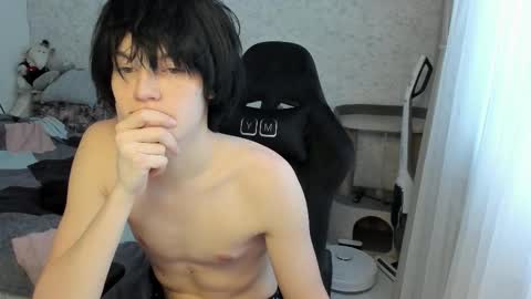 Snapshot of opiunarium chatting on 02.04.26 Bella and John online show from 02.04.26