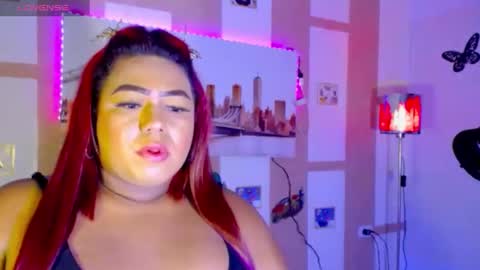 Snapshot of opraxbell chatting on 09.24.25 OpraxBell online show from 09.24.25