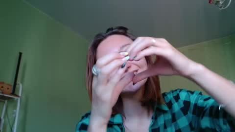 Melani  online show from 09.17.25