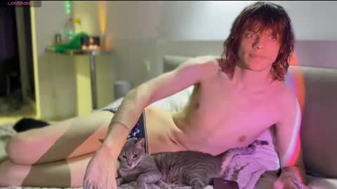 Snapshot of orange__boy chatting on 03.03.26 Justin online show from 03.03.26