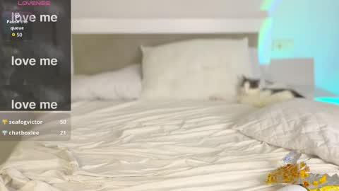 Snapshot of orange__boy chatting on 04.09.26 Justin online show from 04.09.26