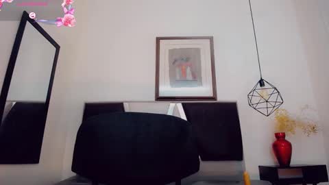 Snapshot of oriana_braom chatting on 02.12.25 Oriana braom online show from 02.12.25