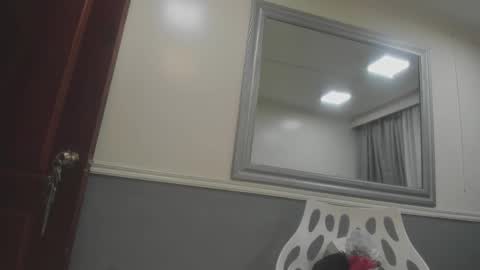 Snapshot of oriana_jhonson chatting on 03.19.26 Oriana online show from 03.19.26